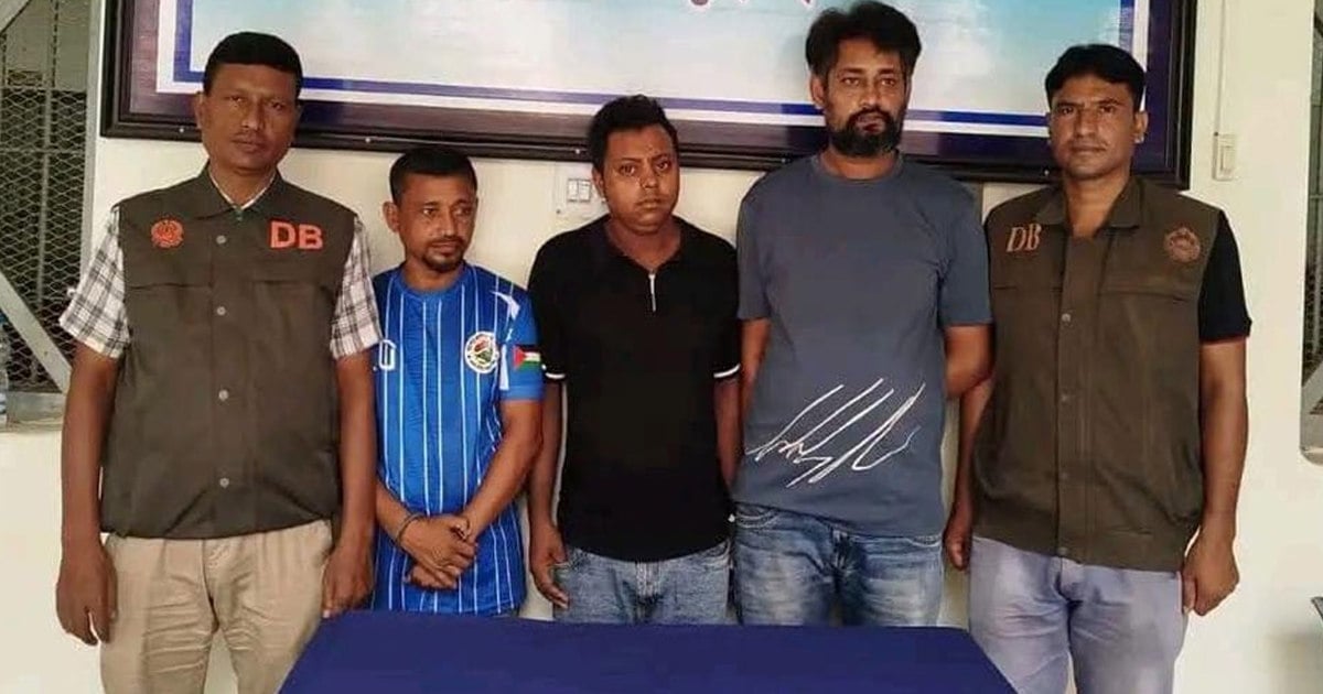 বগুড়ায় ইয়াবাসহ স্বেচ্ছাসেবক দল নেতা ও ইউপি সদস্য গ্রেপ্তার