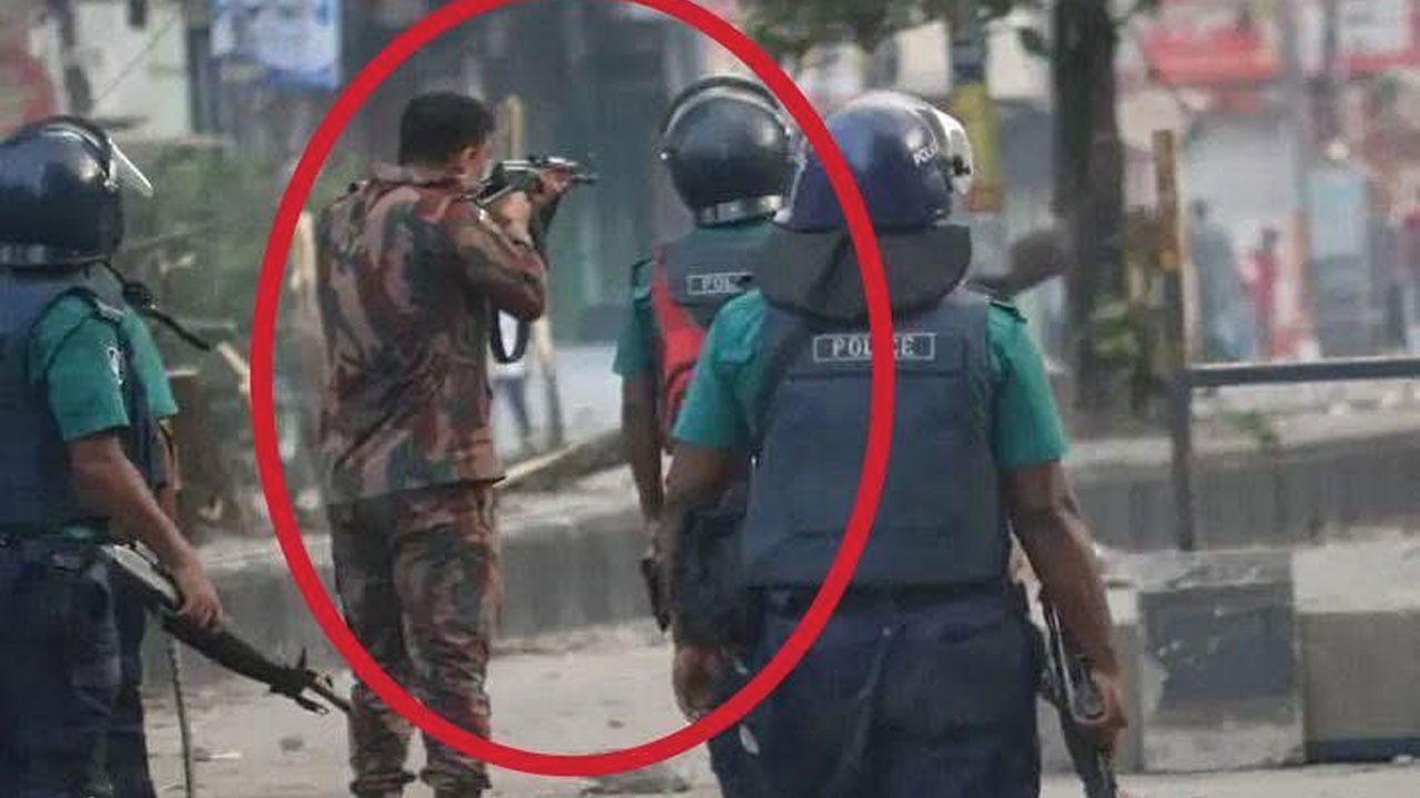 পুলিশ-ও-বিজিবির-গুলিতে-আমার-স্বামীর-মাথা-ছিন্নভিন্ন-হয়ে-মগজ-বেরিয়ে-যায়-2