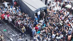 জাসদ কার্যালয়ে গোপন বৈঠক, আওয়ামী লীগ নেতাকর্মী সন্দেহে আটক ২৬০