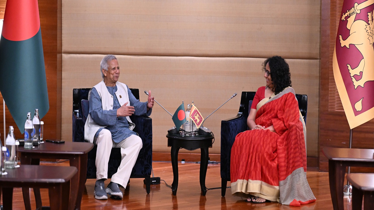 ব্যাংককে ড. মুহাম্মদ ইউনূস-হরিণী আমারাসুরিয়া বৈঠক