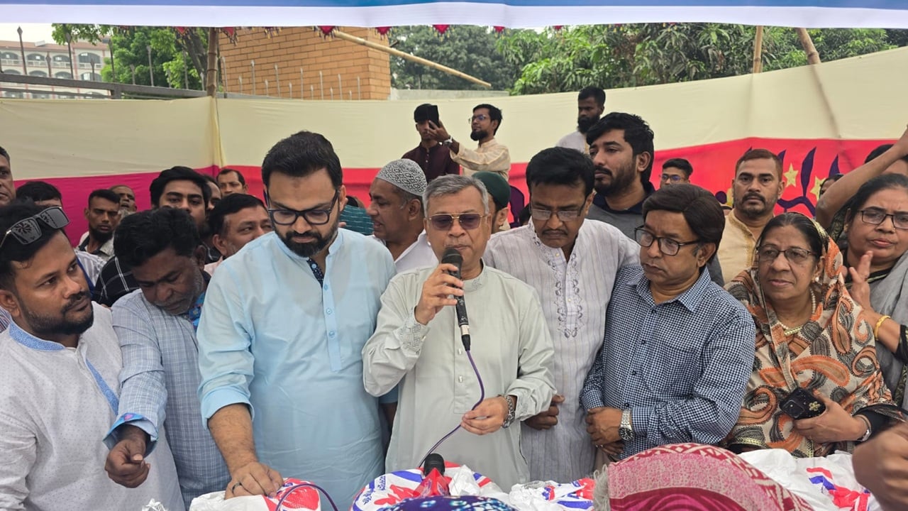 এখনও পরিপূর্ণভাবে স্বৈরাচার মুক্ত হয়নি: নীরব