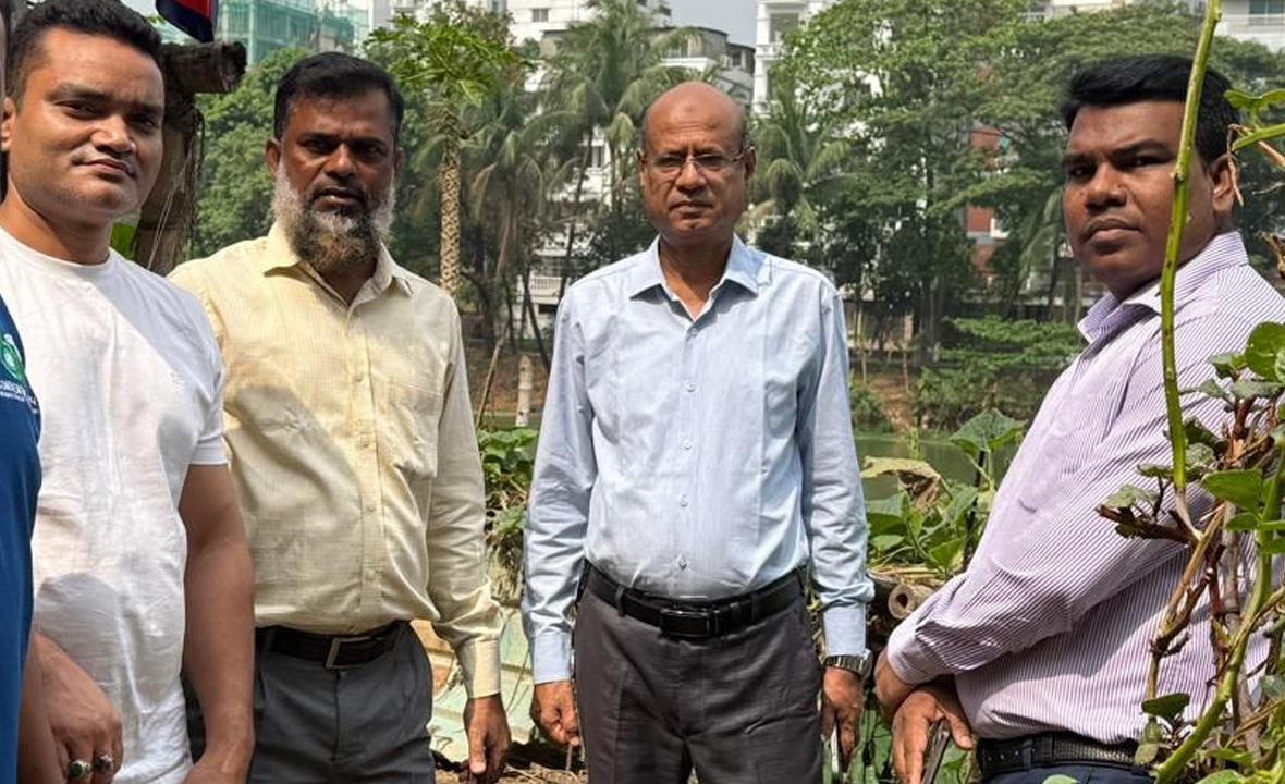 বস্তি উচ্ছেদ করে শহীদ মুগ্ধ পার্ক করবে রাজউক