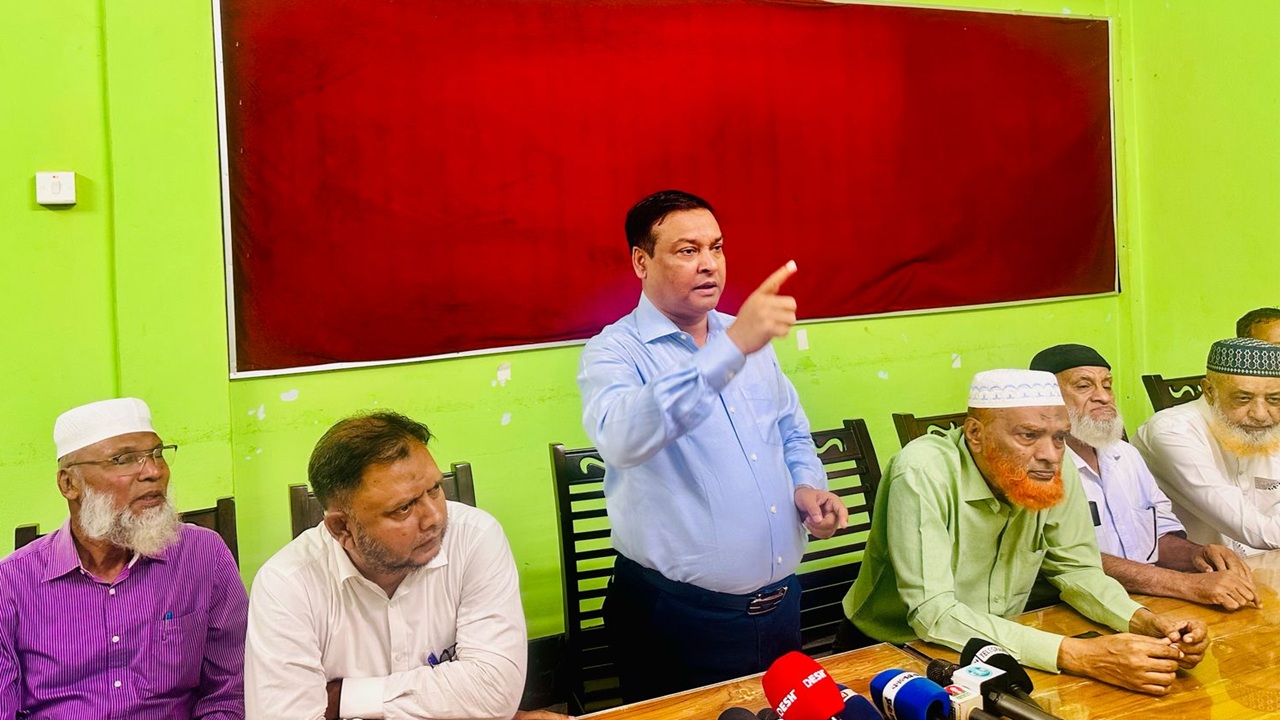 সত্য প্রকাশই গণমাধ্যমের অঙ্গীকার হোক: কাদের গনি চৌধুরী