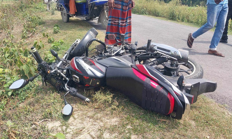 গাজীপুরে কাভার্ডভ্যান চাপায় মোটরসাইকেল আরোহী নিহত