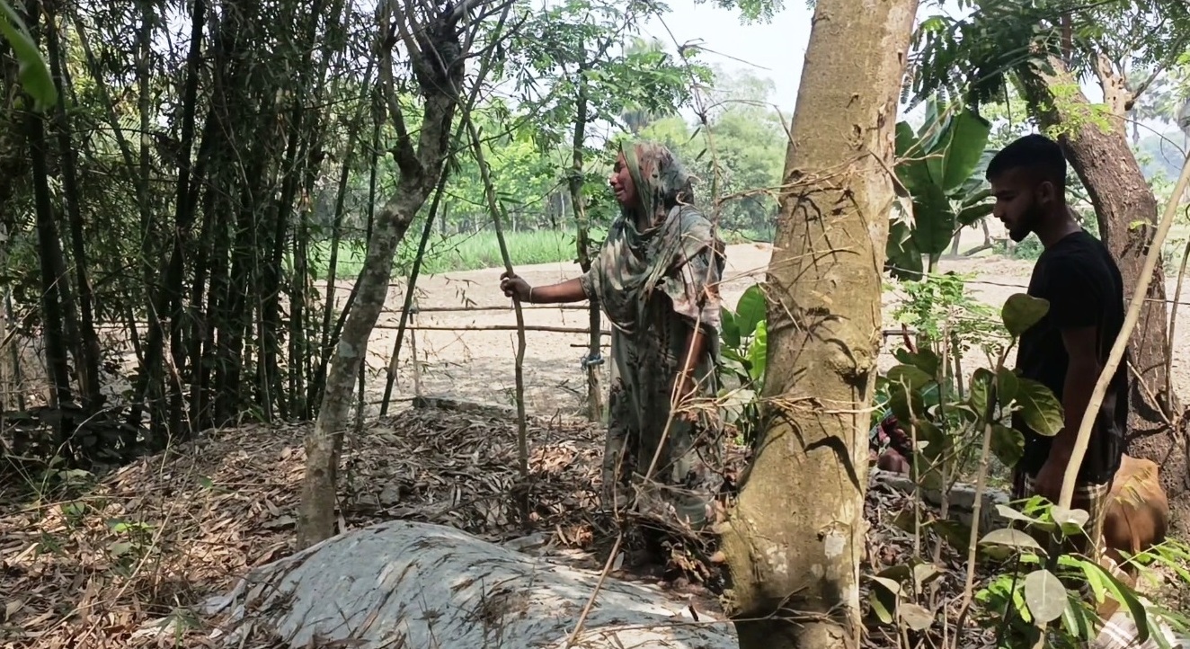 ঈদেও বিষাদের ছায়া মাদারীপুরে ১৭ শহীদ পরিবারে