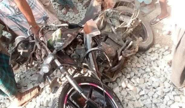 কক্সবাজারে ট্রেনে কাটা পড়ে মোটরসাইকেল আরোহী নিহত