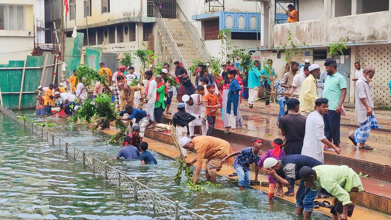 সিলেটে শাহজালাল (রহ.) ওরস উপলক্ষে ‘লাকড়ি তোলা’ উৎসব পালিত