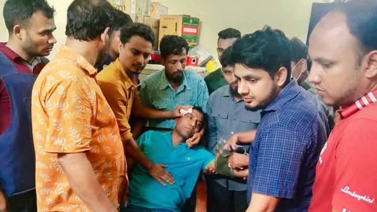 সরাইলে দু'পক্ষের সংঘর্ষে ইউএনও, ওসিসহ আহত ৩০
