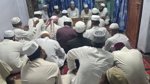 ‘কালিমা ত্বইয়্যিবা রক্ষা করাই খতমে নবুওয়তের কাজ’