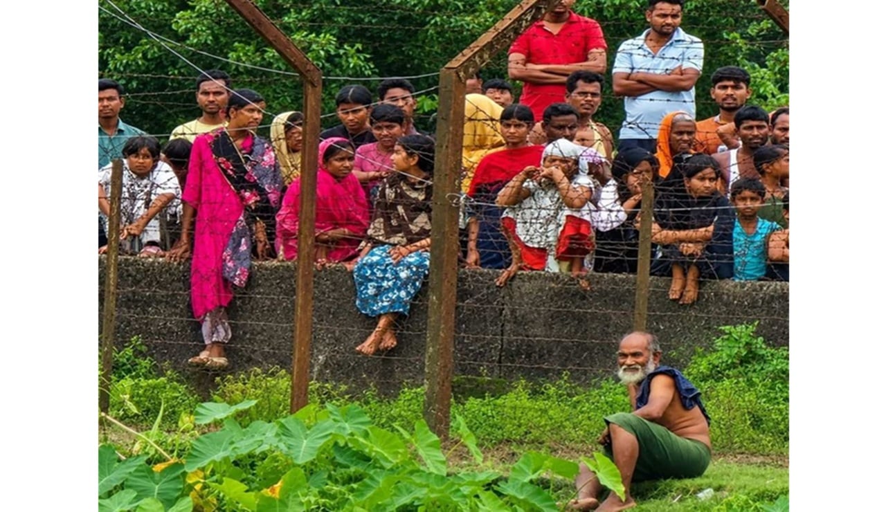 মুসলিম পরিচয়ে বাংলাদেশে ‘পুশইনের’ চেষ্টা, শূন্যরেখায় অনাহারে ঘুরছেন বৃদ্ধ