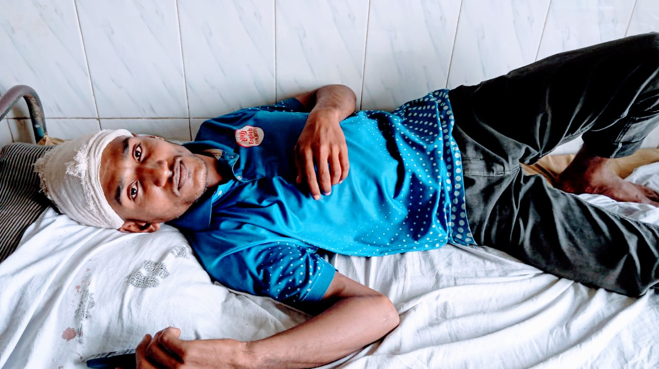 ছাত্রলীগ নেতার কোপে ছাত্রদল কর্মী জখম