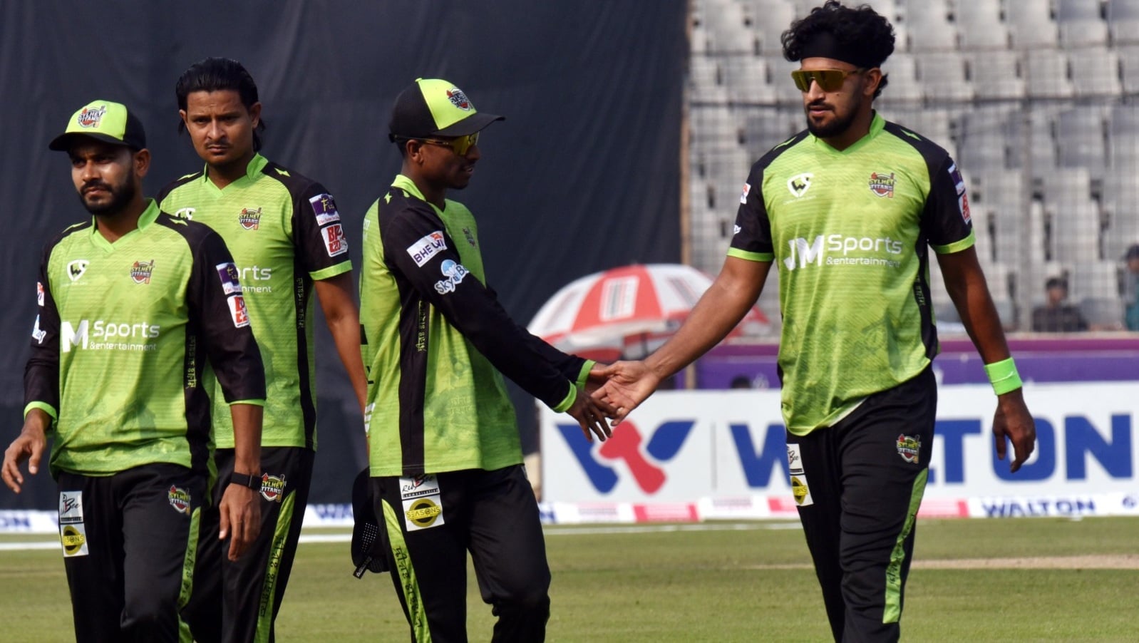 হাই ভোল্টেজ ম্যাচের তারা খালেদ