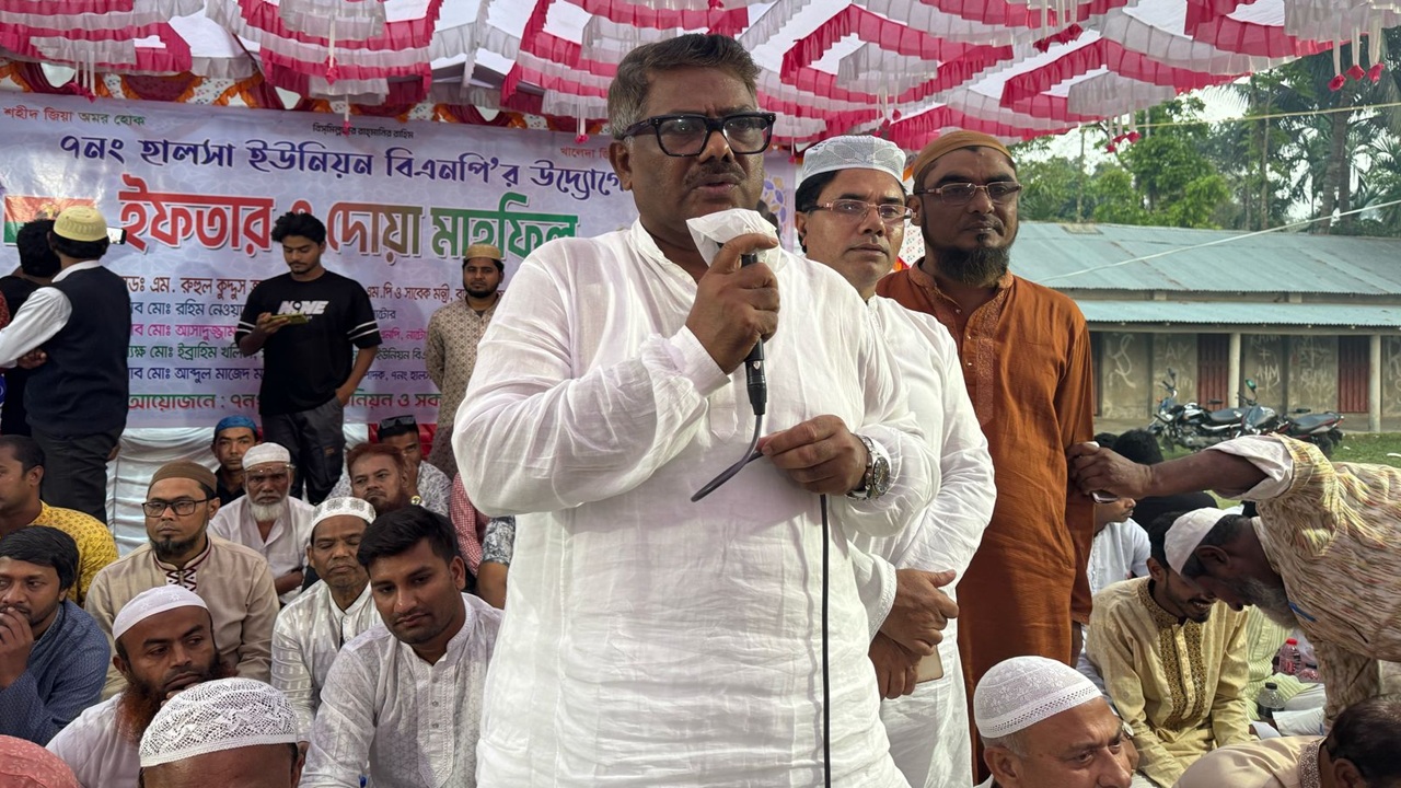 সেনাবাহিনীকে জনগণের মুখোমুখি দাঁড় করানো হচ্ছে: দুলু