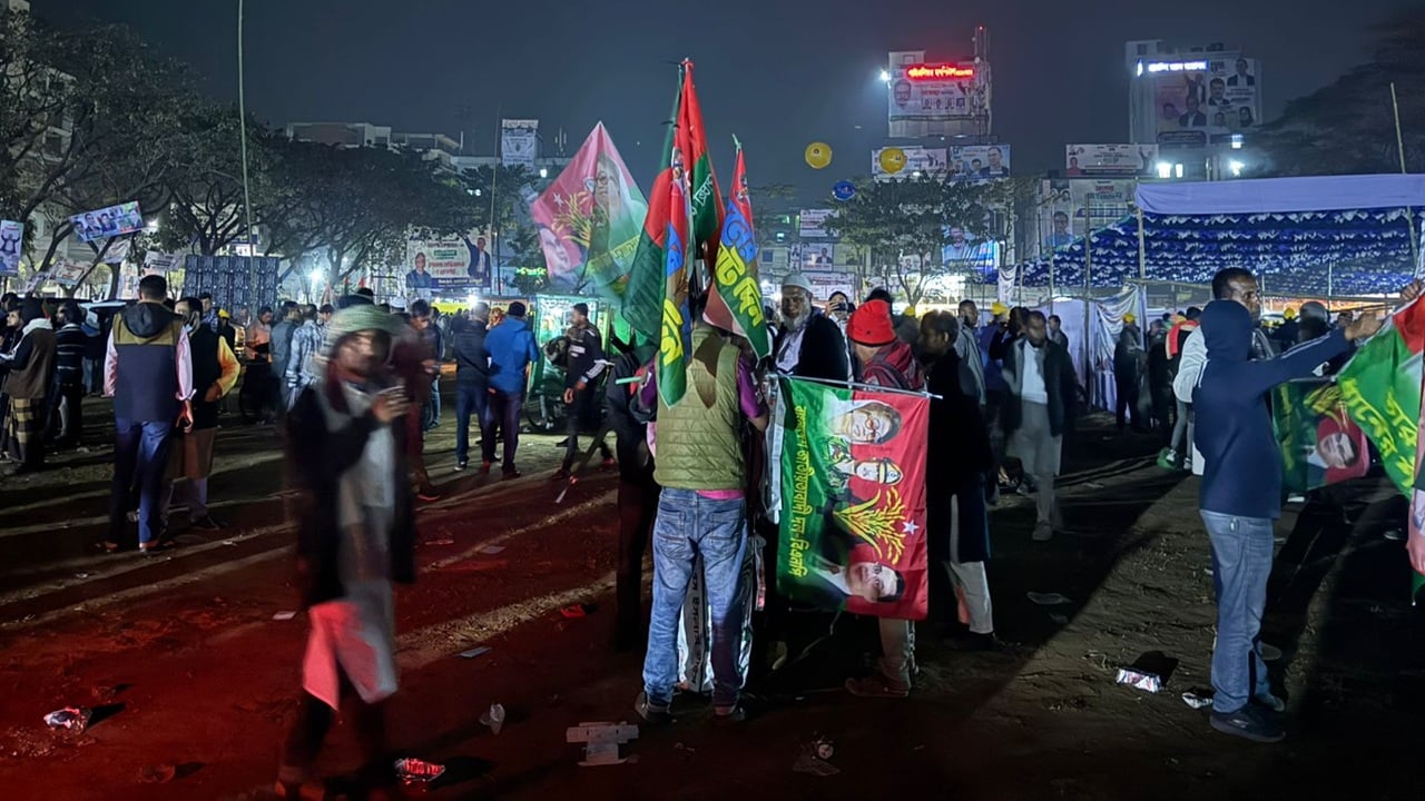 তারেক রহমানের আগমনে উৎসবের নগরী সিলেট, রাত থেকে নেতাকর্মীদের অপেক্ষা