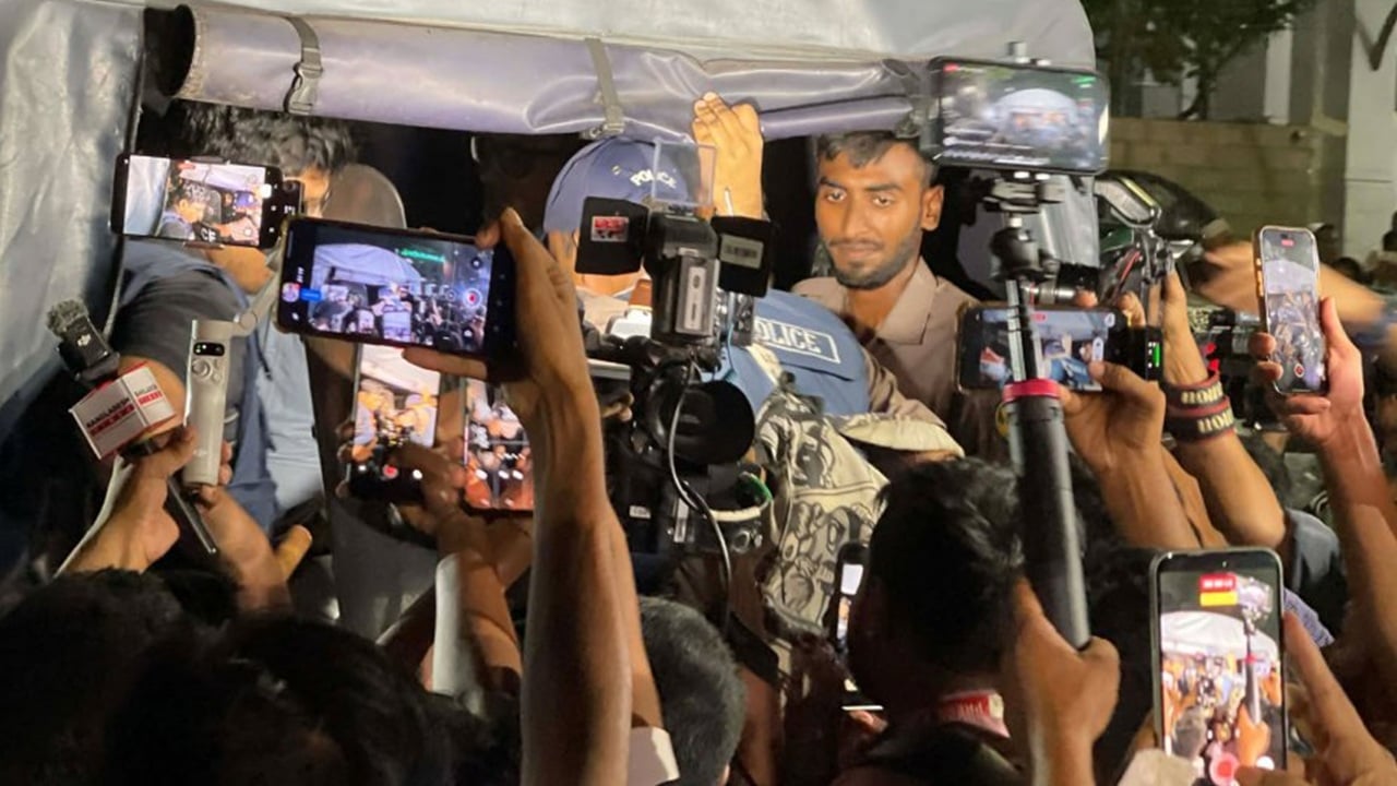 তোফায়েল আহমেদের জানাজায় ‘জয় বাংলা’ স্লোগান