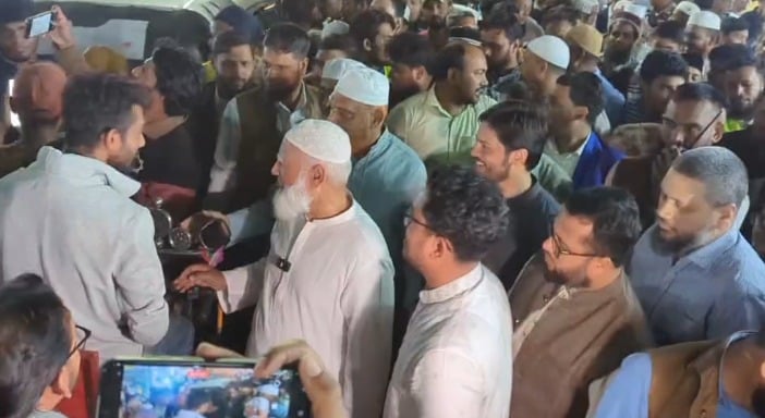 ঢাকা-১৫ আসনে জামায়াত আমিরের গণসংযোগ