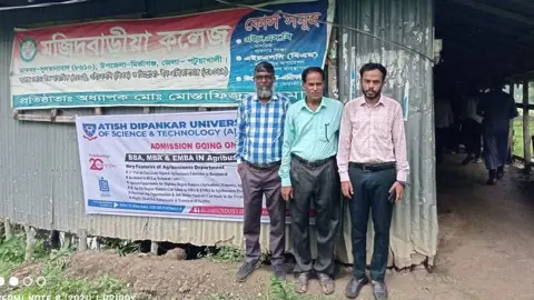 কলেজে শিক্ষক ৮ জন, পরীক্ষার্থী একজন—তিনিও ফেল