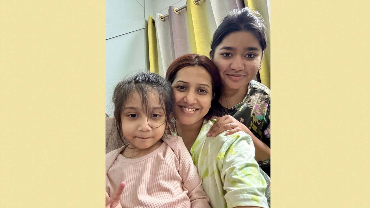 ফ্যাসিবাদের আক্রোশ ও মাতৃত্বের সংগ্রাম নিয়ে ন্যানসির দীর্ঘ পোস্ট