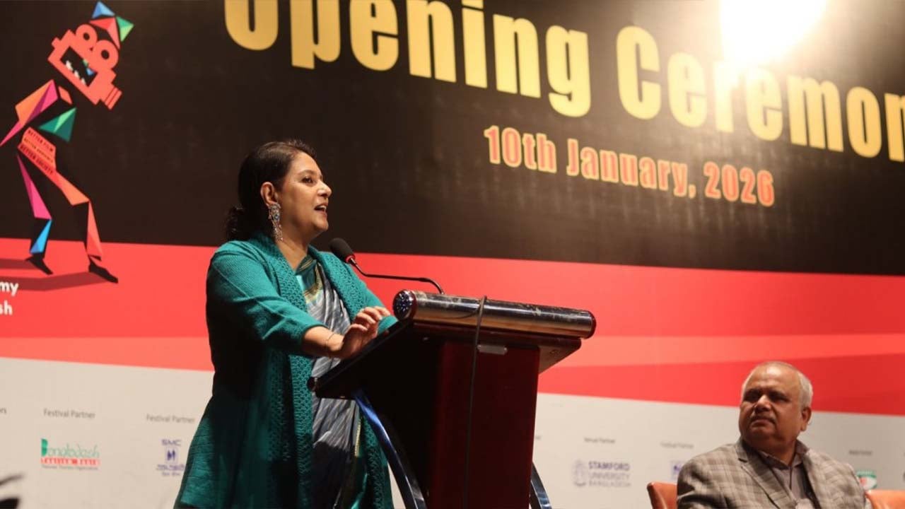 বিভাগীয় শহরেও মানুষ সিনেমা দেখতে চান: রিজওয়ানা হাসান