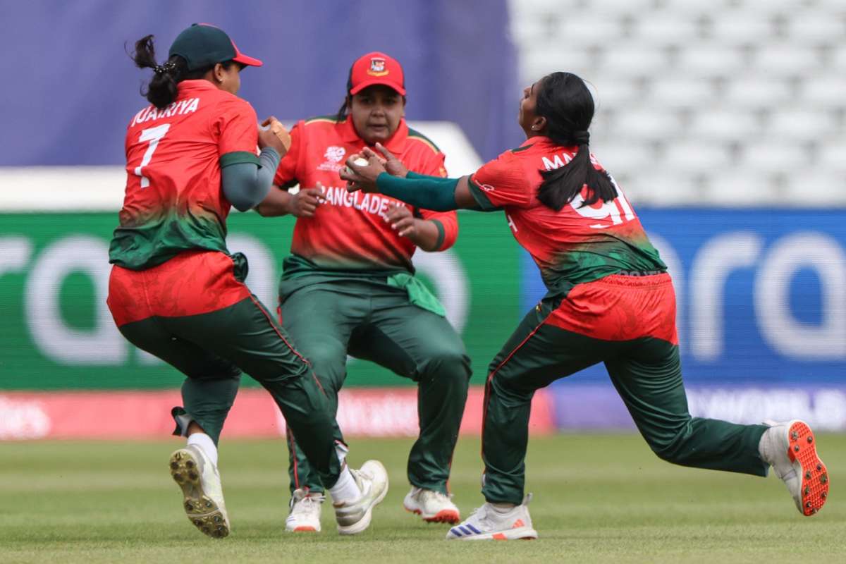 আজ বাংলাদেশের মেয়েদের 
অস্ট্রেলিয়া পরীক্ষা