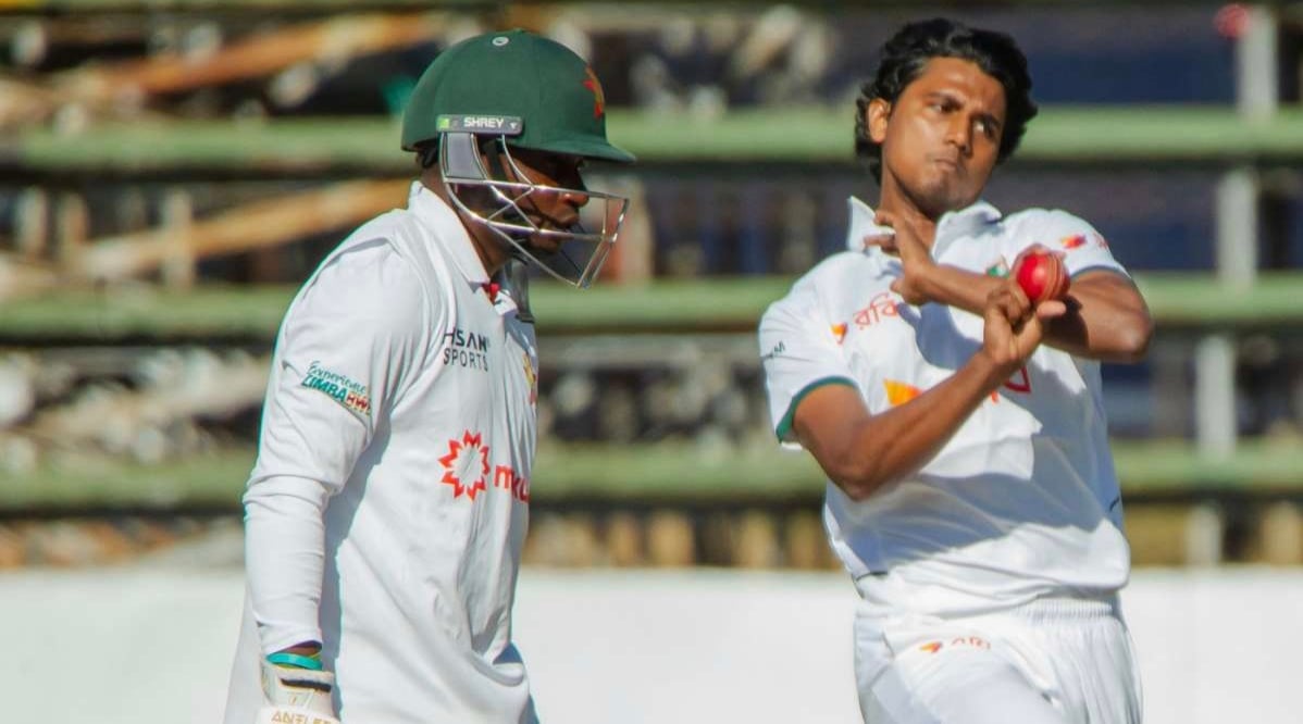 হারারের মঞ্চে তাইজুল ‘ম্যাজিক’