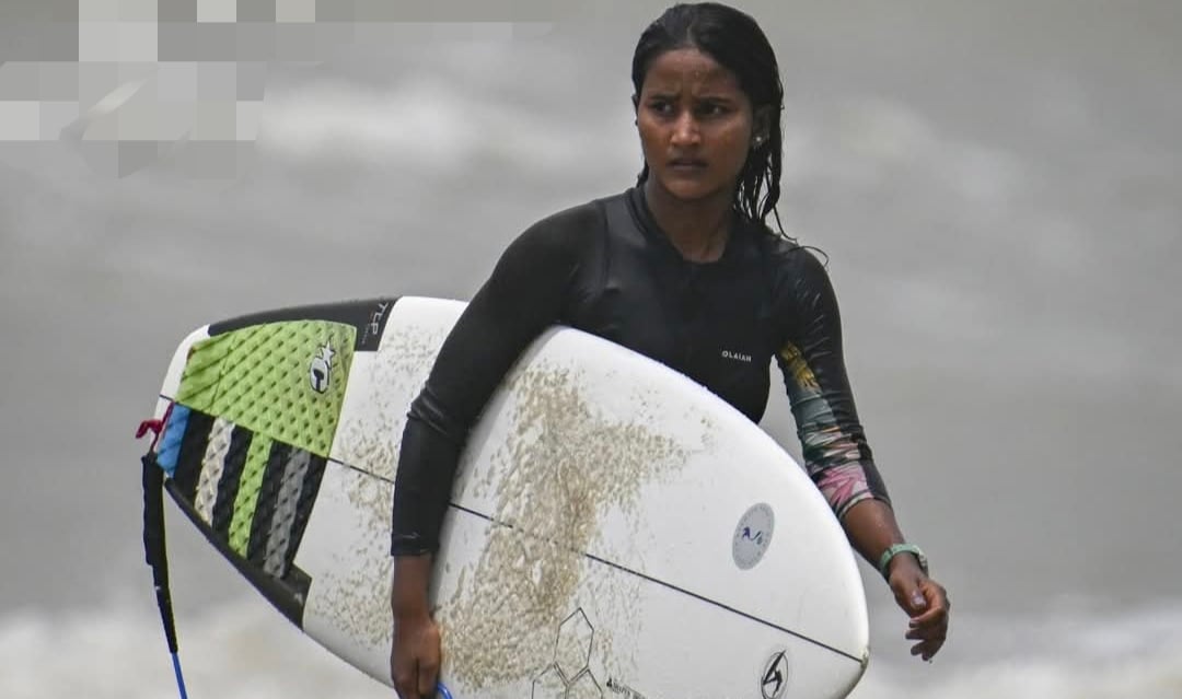 এশিয়ান গেমসে বাংলাদেশের প্রথম নারী সার্ফার ফাতেমা
