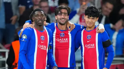 প্যারিসের রাতে ৬ গোলের রাজকীয় তান্ডব
