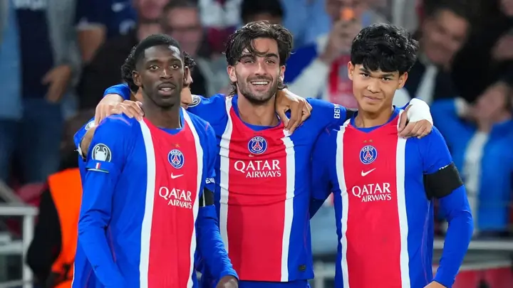 প্যারিসের রাতে ৬ গোলের রাজকীয় তান্ডব