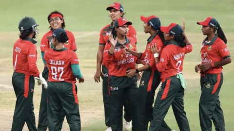 ভারতের কাছে হেরে বিদায় বাংলাদেশের 