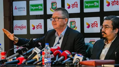 বিপিএলে দুর্নীতিবিরোধী কর্মকাণ্ডের আরো অনেকের নাম আসবে : অ্যালেক্স মার্শাল 