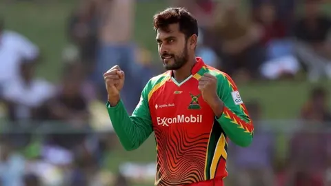 ফাইনালের স্বপ্ন চুরমার মিরাজদের 