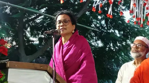 এলেঙ্গায় সবুজ সংঘ ক্যারাম টুর্নামেন্টের উদ্বোধন