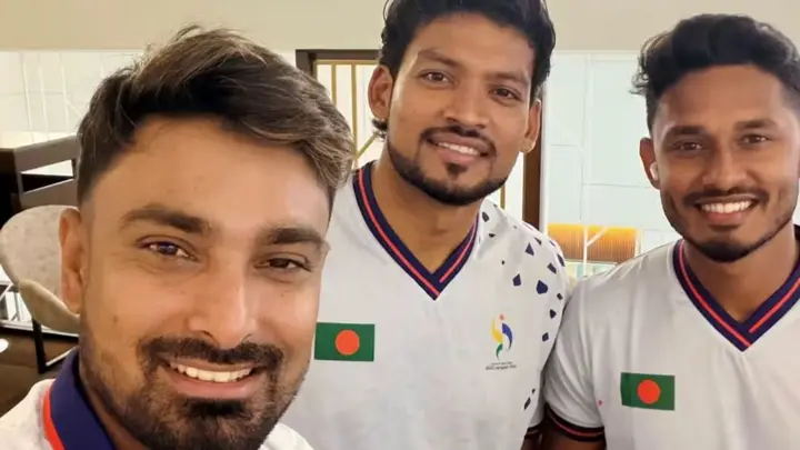 জাপানে পা রাখল বাংলাদেশের ক্রিকেটাররা