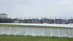 নাগোয়ায় বৃষ্টিতে আটকে ক্রিকেট আনন্দ!
