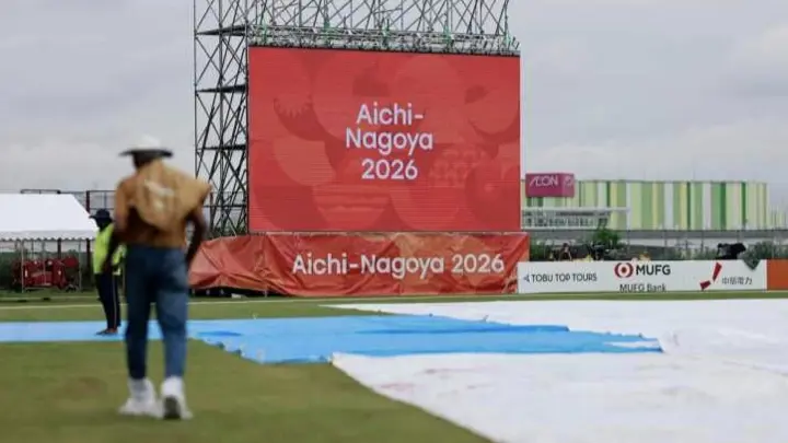 প্লিজ বৃষ্টি, শেষ চারের লড়াই যেন হয়