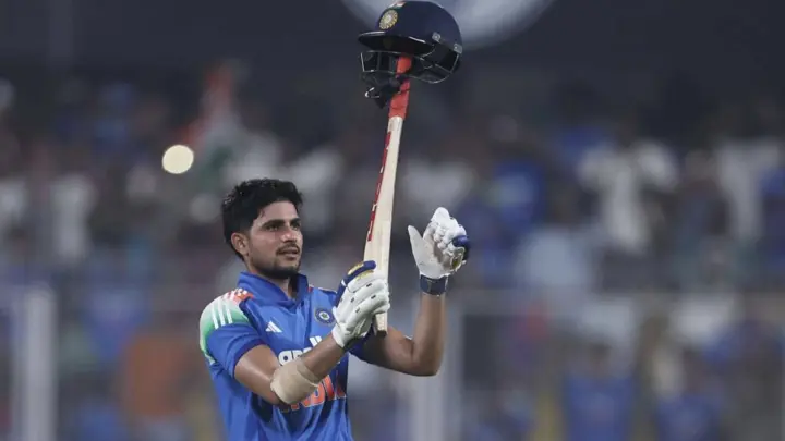 গিলের দ্বিশতকে ভারতের রেকর্ডময় জয় 
