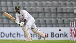 রেকর্ডবুকে লিটন 