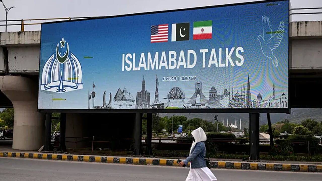 ইরান ও যুক্তরাষ্ট্রের প্রতিনিধিদলে রয়েছেন যারা