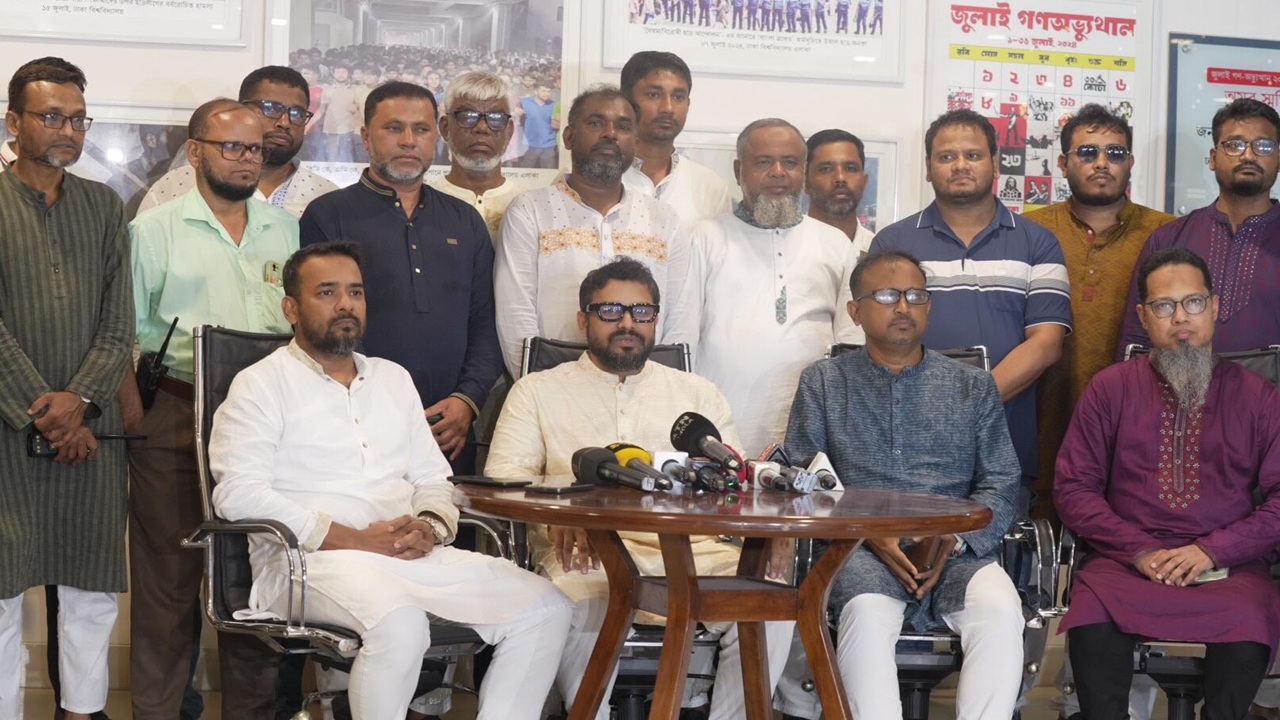 ঢাকা উত্তরের ৮৫ শতাংশ বর্জ্য অপসারণ হয়েছে: প্রশাসক