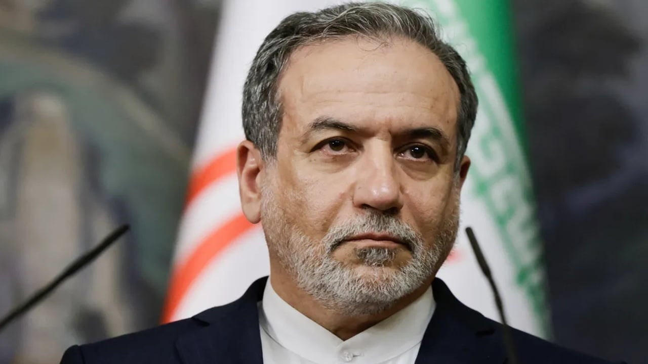 সর্বোচ্চ নেতার অবস্থা নিয়ে যা জানালেন ইরানের পররাষ্ট্রমন্ত্রী