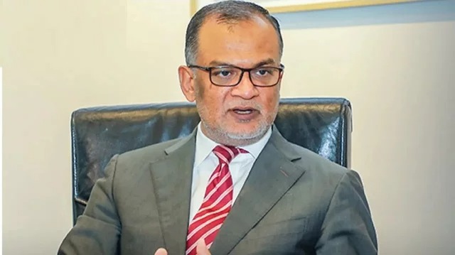 পাইকারি ও খুচরা বাজারে চালের প্রকৃত দাম সমাধান করতে চাই: বাণিজ্য উপদেষ্টা