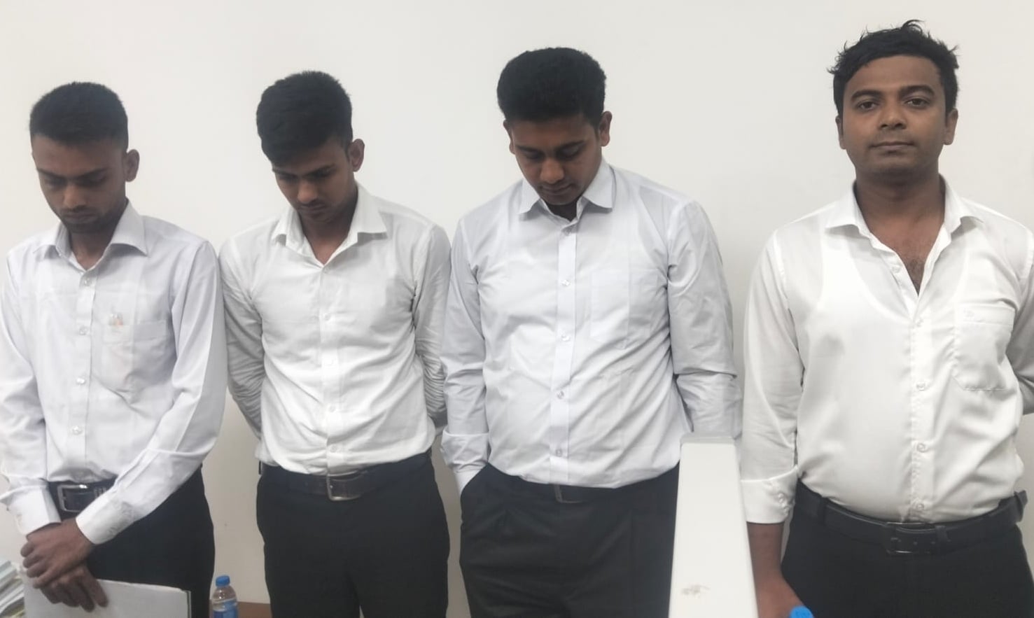 মন্ত্রণালয়ে ভাইবা দিতে এসে ৪ জন ভুয়া পরীক্ষার্থী আটক