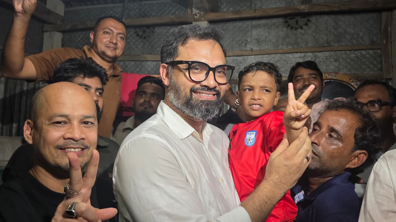 ফুটবলে মেসি খ্যাত সোহানের পরিবারের পাশে বিএনপি নেতা আমিনুল