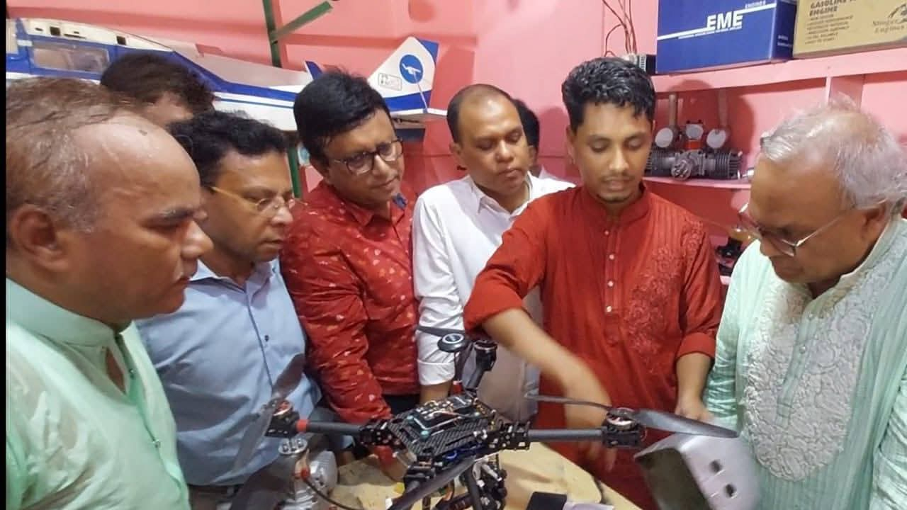 বাঁশখালীর ‘ড্রোন নির্মাতা’ আশির উদ্দিনের পাশে বিএনপি