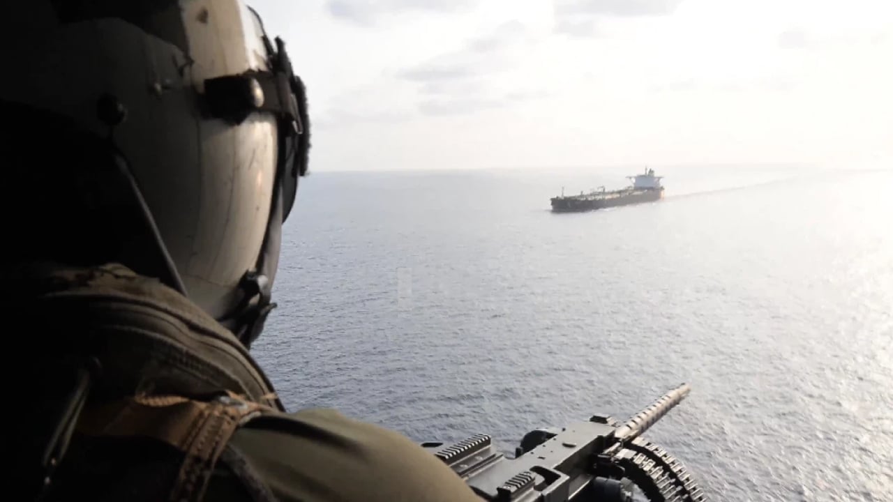 অবরোধের আট দিনে ২৭ ইরানি জাহাজ ফেরত পাঠাল মার্কিন বাহিনী