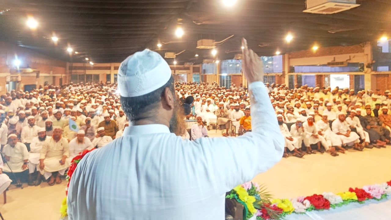 জুলাই সনদ বাস্তবায়ন ছাড়া সরকারের সামনে বিকল্প পথ নেই: মামুনুল হক