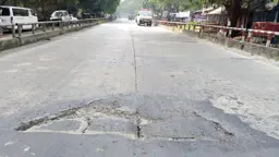 সংস্কারেও দুর্ভোগ কাটছে না ঢাকা-রাজশাহী মহাসড়কে