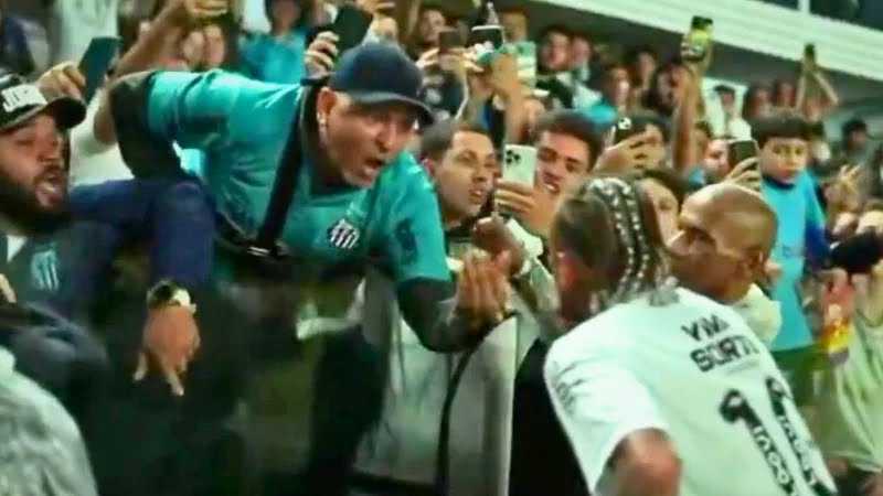 দর্শকের সঙ্গে তর্কে জড়ানোর ব্যাখ্যা দিলেন নেইমার