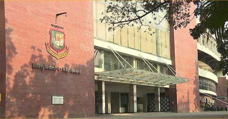 ‘অবৈধ’ ১৪ ক্লাব, বিসিবি কি সাহসী হবে