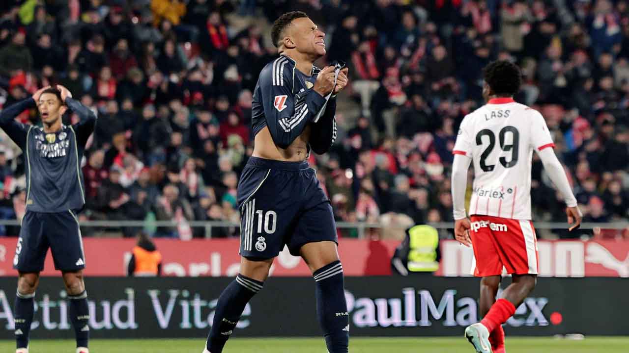 ফের হোঁচট রিয়ালের, পয়েন্ট তালিকায় শীর্ষে বার্সা